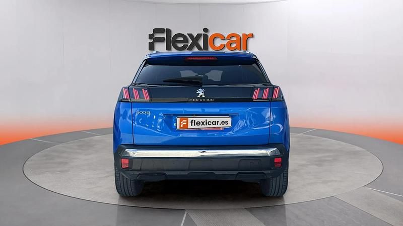 Usado Peugeot 3008 Allure 131 CV (96 kW) 2021 Azul SUV