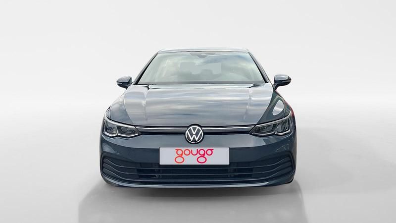 Usado VW Golf VIII Life 115 CV (84 kW) 2023 Gris / plata Berlina