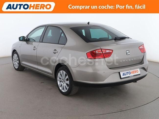 Usado Seat Toledo Style 105 CV (77 kW) 2015 Marrón Berlina