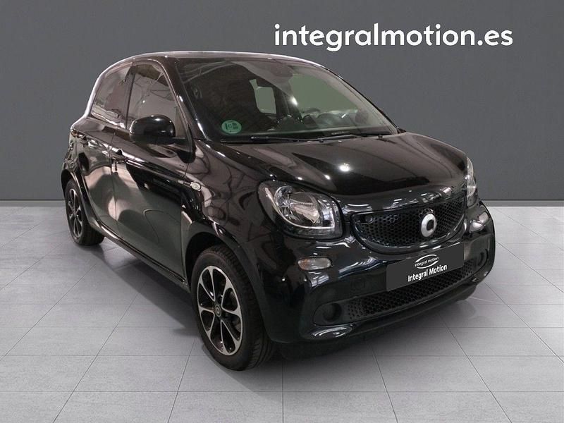 Usado Smart ForFour Passion 90 CV (66 kW) 2016 Negro Utilitario