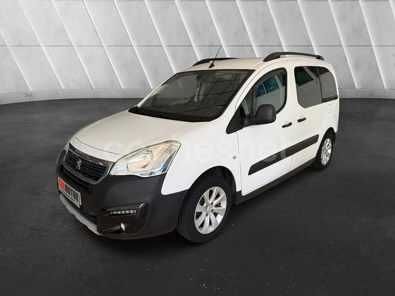 Blanco Usado 2017 Peugeot Partner Tepee Active Monovolumen | 9995 € (Buen precio) - Imagen 1/4
