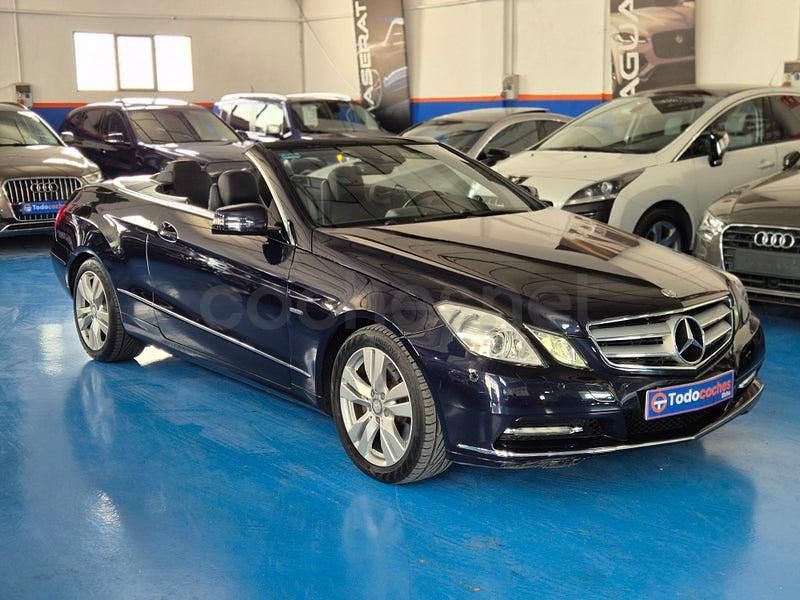 Usado Mercedes E350 Avantgarde 292 CV (214 kW) 2011 Azul Descapotable