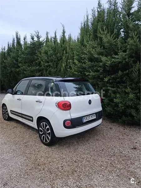 Usado Fiat 500L 85 CV (62 kW) 2013 Blanco Monovolumen