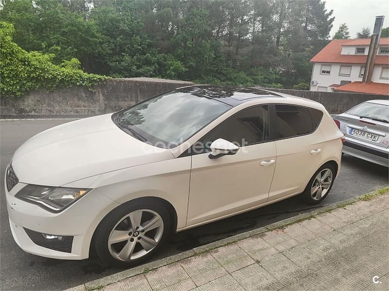 Usado Seat Leon FR 150 CV (110 kW) 2014 Blanco Berlina