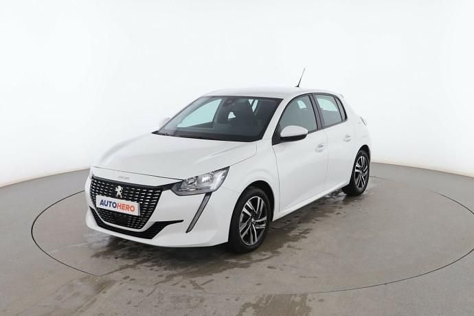 Blanco Usado 2019 Peugeot 208 Allure Utilitario | 10.799 € (Precio justo) - Imagen 1/4