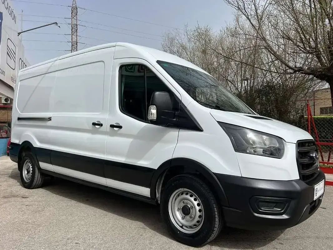 Usado Ford Transit Trend 129 CV (94 kW) 2022 Blanco Van