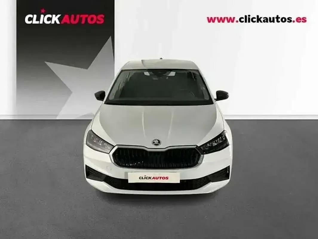 Usado Skoda Fabia Essence 80 HP (58 kW) 2025 Branco Citadino