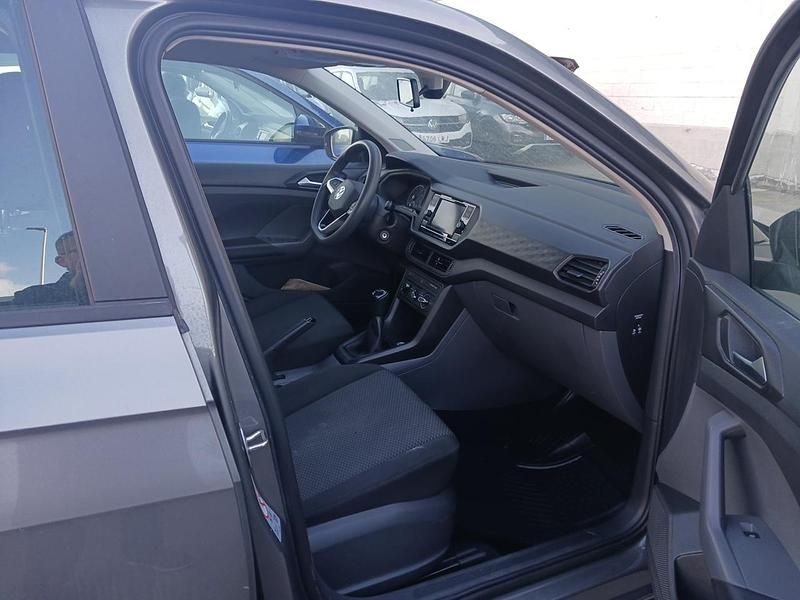 Usado VW T-Cross Edition 95 CV (69 kW) 2021 Gris magnesio metalizado SUV