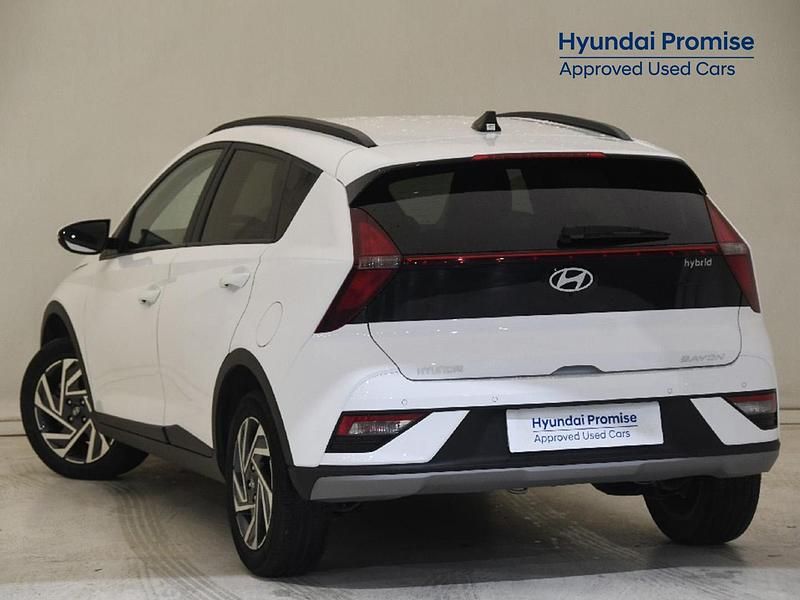 Usado Hyundai Bayon 102 CV (75 kW) 2025 Blanco SUV