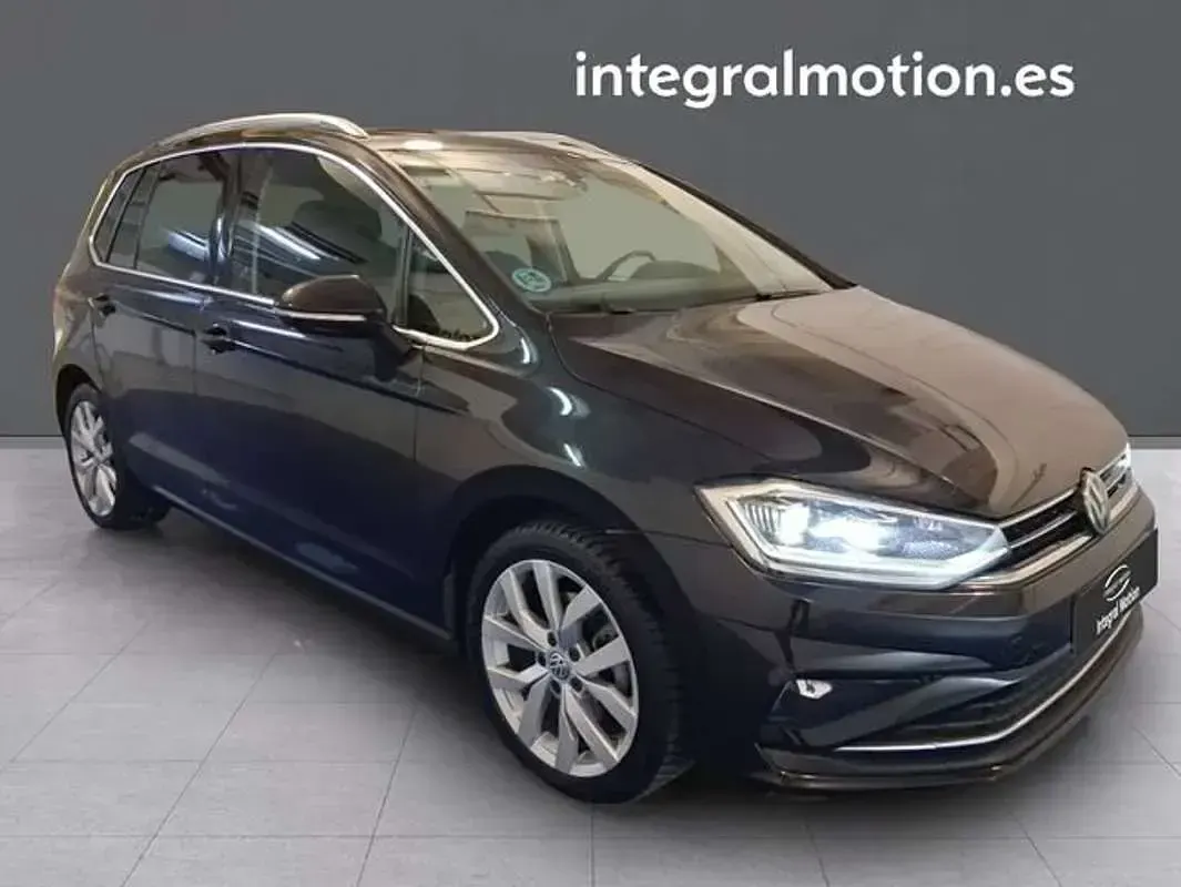 Usado VW Golf VII Sport 150 CV (110 kW) 2018 Negro Utilitario