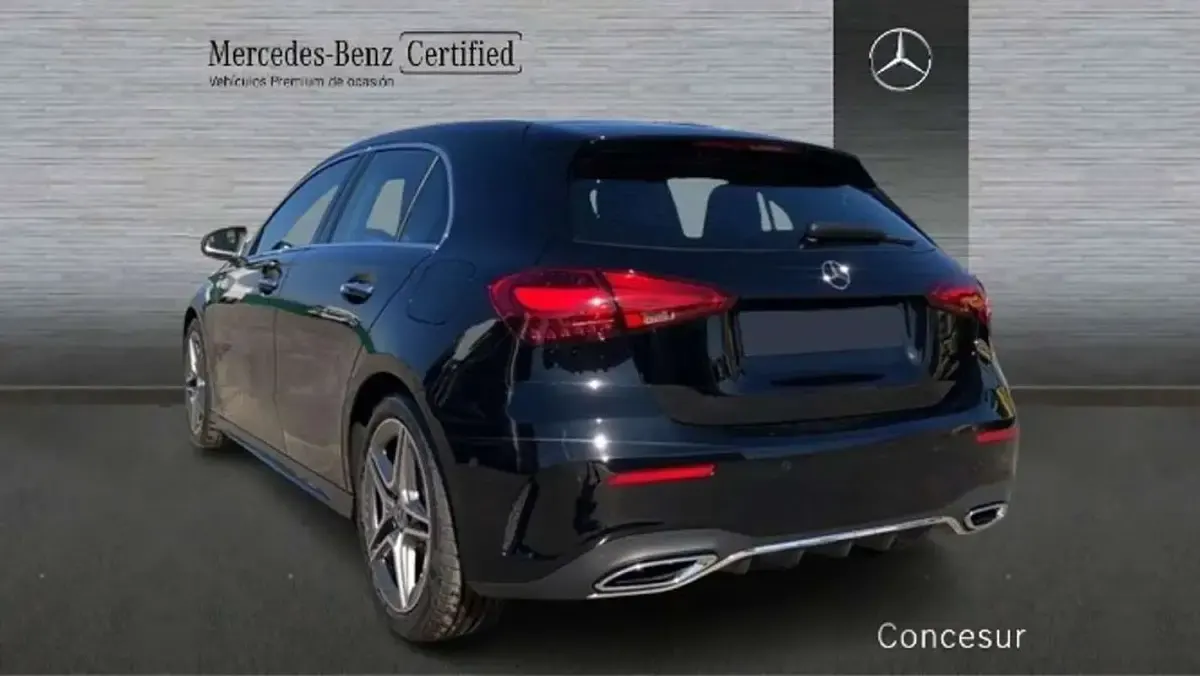 Usado Mercedes A180 109 CV (80 kW) 2025 Negro Utilitario