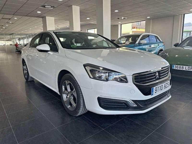 Usado Peugeot 508 Active 156 CV (114 kW) 2014 Blanco Berlina