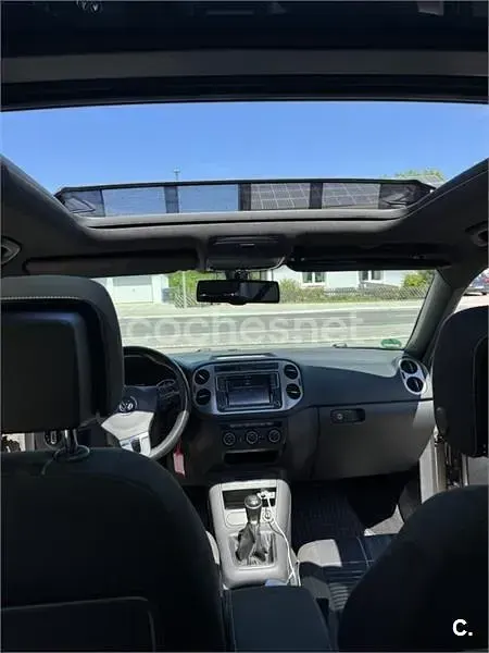 Usado VW Tiguan Advance 150 CV (110 kW) 2016 Granate SUV