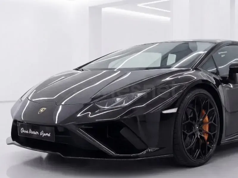 Usado Lamborghini Huracán 640 CV (470 kW) 2024 Negro Coupe