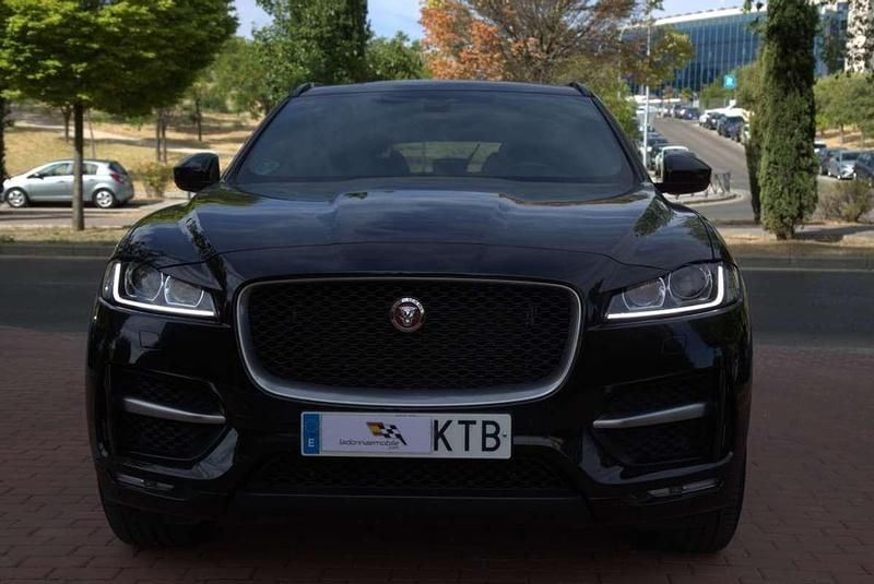 Negro Usado 2019 Jaguar F-Pace R-Sport SUV | 18.990 € (Super precio) - Imagen 1/4