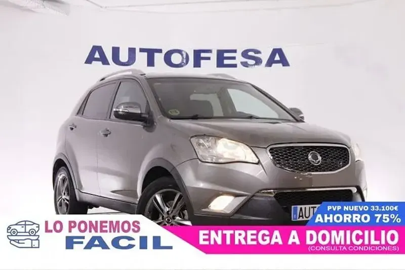 Usado SsangYong Korando Limited 175 CV (128 kW) 2010 Gris / plata SUV
