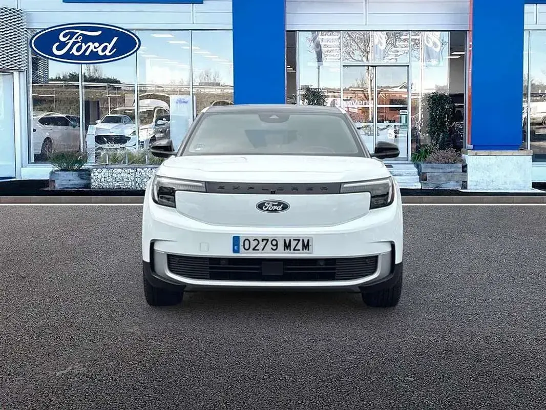 Usado Ford Explorer Premium 210 kW (286 CV) 2025 Blanco SUV