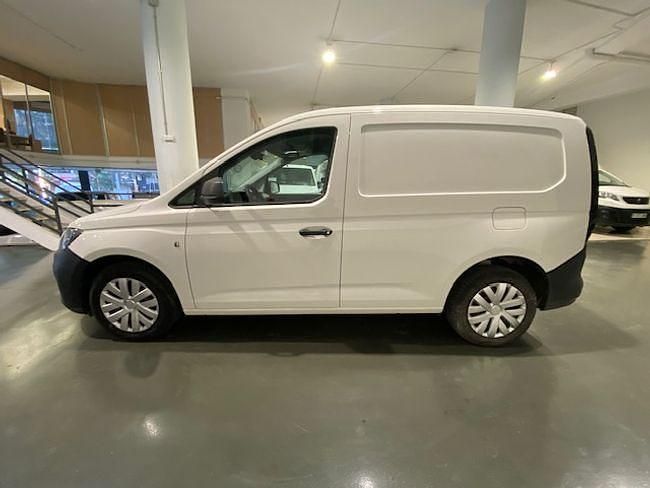 Usado VW Caddy 125 CV (91 kW) 2022 Blanco Monovolumen