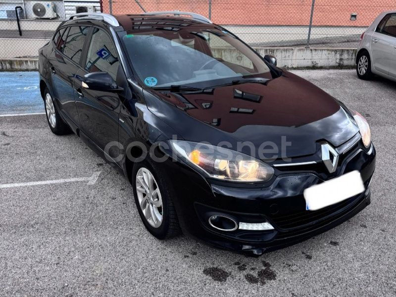 Negro Usado 2016 Renault Mégane III Zen Berlina | 4990 € (Super precio) - Imagen 1/4