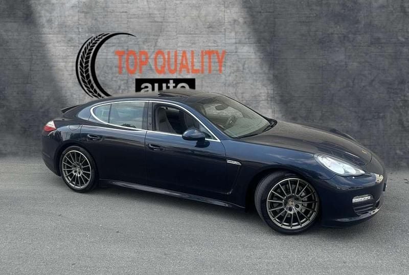 Usado Porsche Panamera 400 CV (294 kW) 2012 Azul Berlina