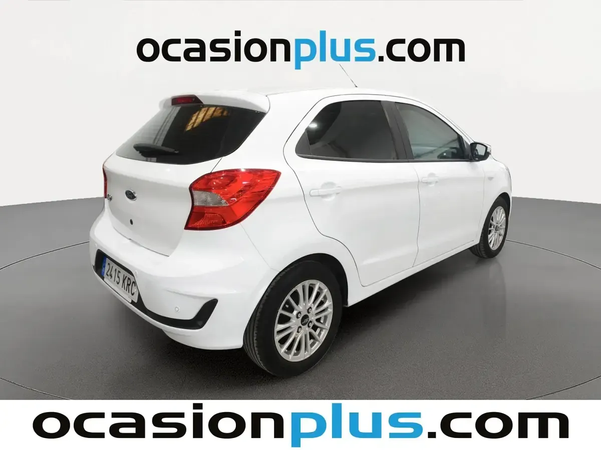 Usado Ford Ka Plus Ultimate 86 CV (63 kW) 2018 Blanco Utilitario