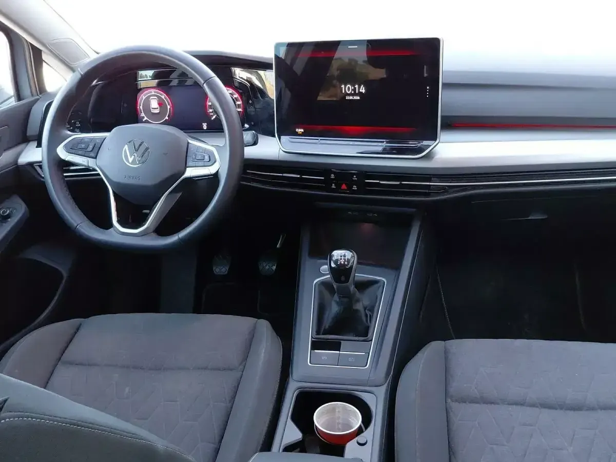Usado VW Golf VIII 115 CV (84 kW) 2025