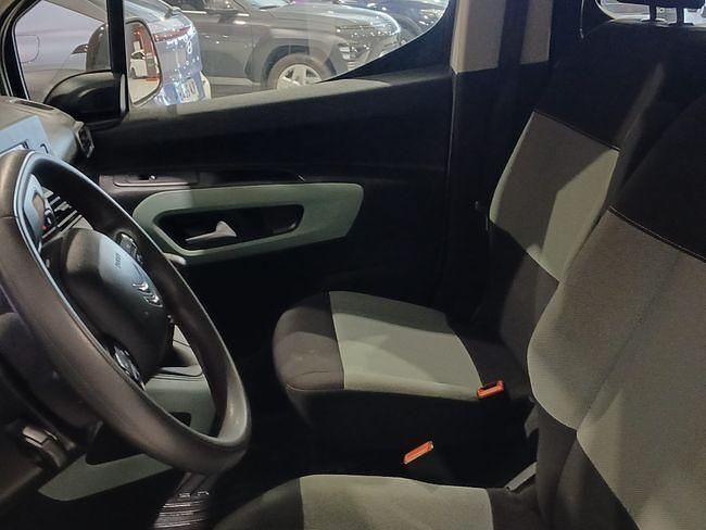 Usado Citroën Berlingo Feel 110 CV (80 kW) 2022 Blanco Monovolumen