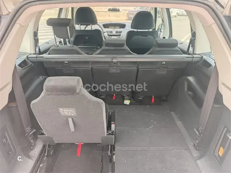 Usado Citroën Grand C4 Picasso Exclusive 110 CV (80 kW) 2010 Beige Monovolumen
