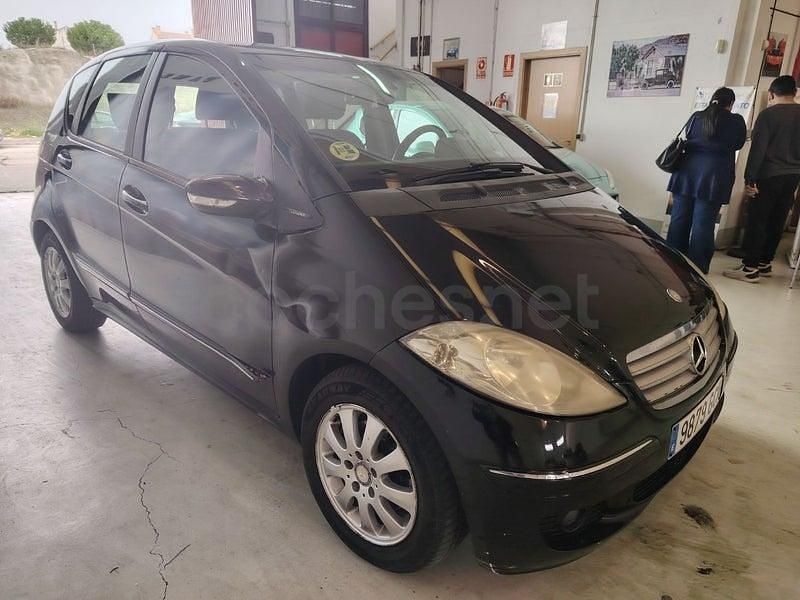 Usado Mercedes A160 Avantgarde 82 CV (60 kW) 2008 Negro Monovolumen