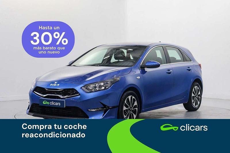 Usado Kia Ceed 101 CV (74 kW) 2025 Azul Utilitario