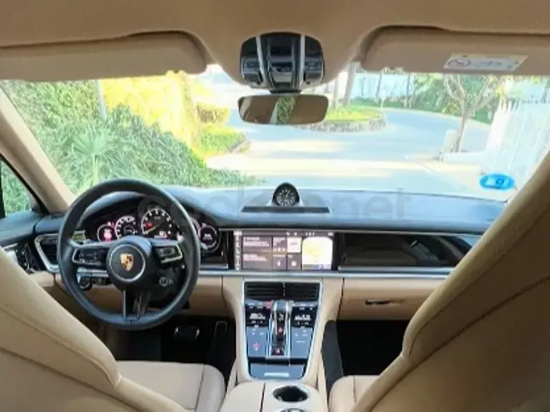 Usado Porsche Panamera 4 E-Hybrid Platinum Edition 462 CV (339 kW) 2021 Blanco Utilitario