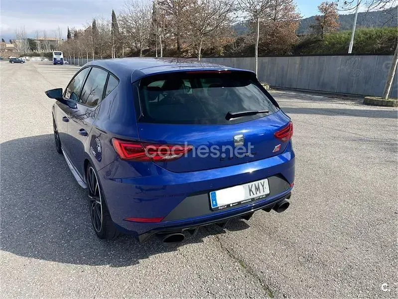 Usado Seat Leon CUPRA 300 CV (220 kW) 2018 Azul Berlina