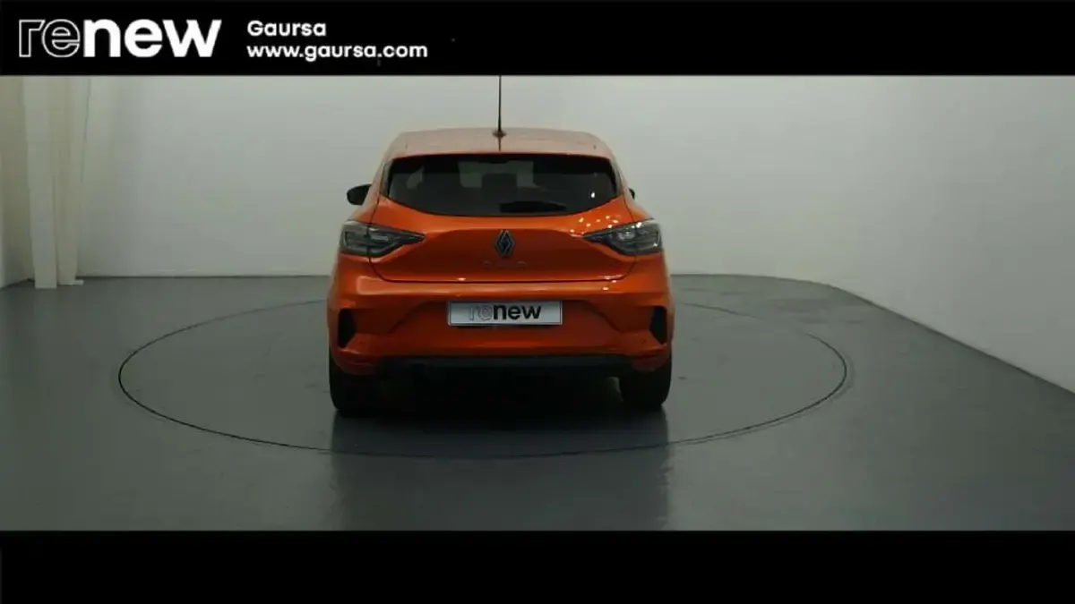 Usado Renault Clio V Evolution 101 CV (74 kW) 2024 Naranja Berlina