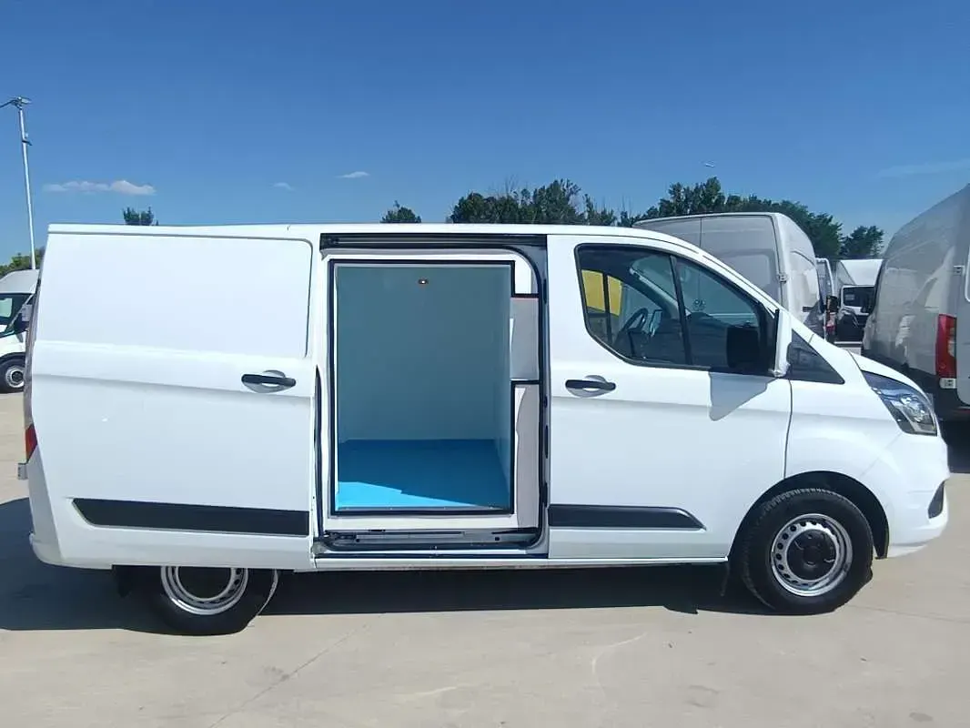 Usado Ford Transit Custom Trend 131 CV (96 kW) 2022 Blanco Van