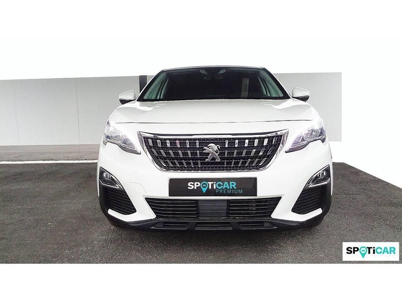 Usado Peugeot 3008 Active 130 CV (95 kW) 2019 Blanco SUV