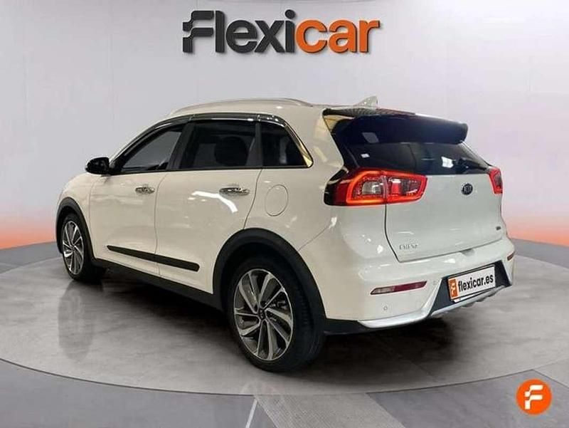 Usado Kia Niro 141 CV (103 kW) 2017 Blanco SUV