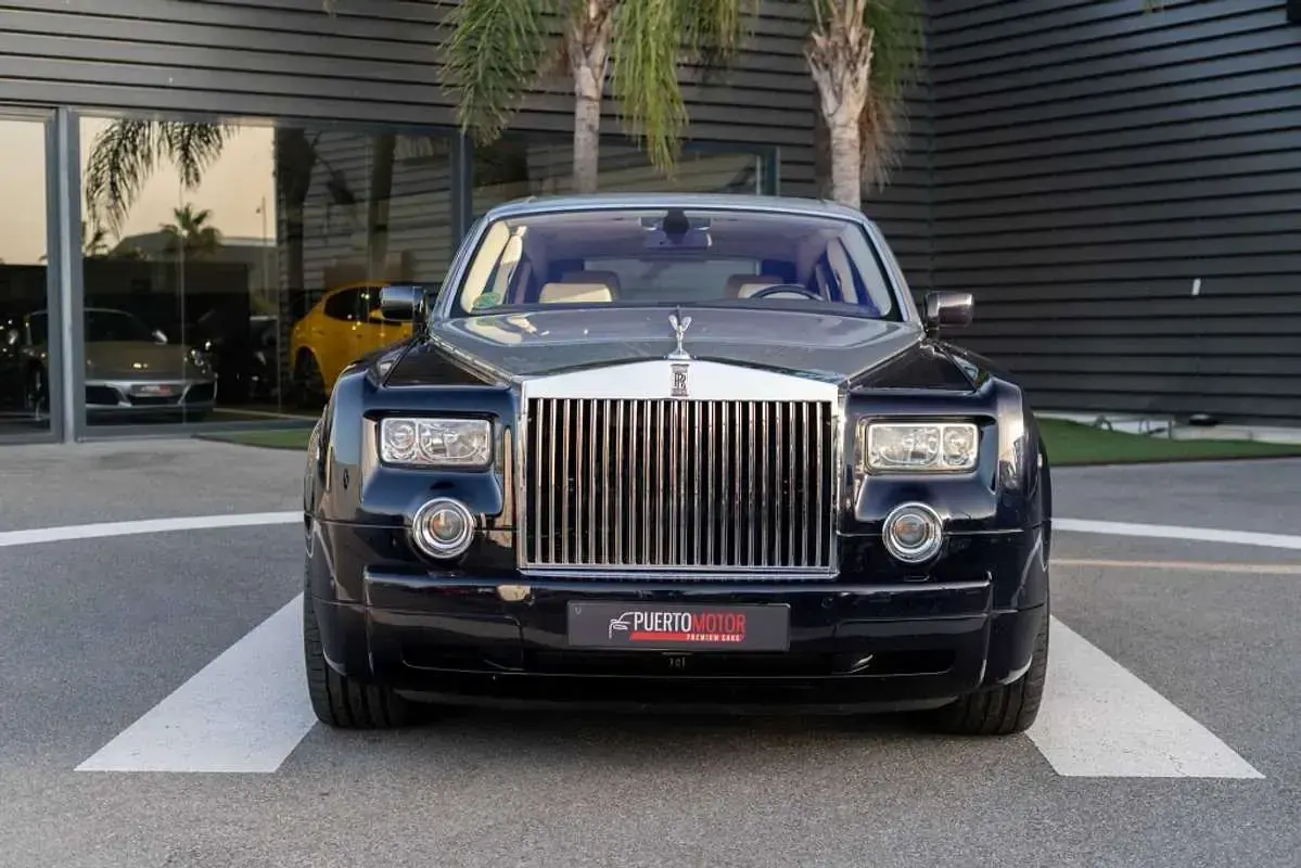 Usado Rolls Royce Phantom 460 CV (338 kW) 2007 Azul Berlina
