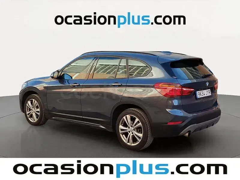 Usado BMW X1 136 CV (100 kW) 2017 Gris / plata SUV