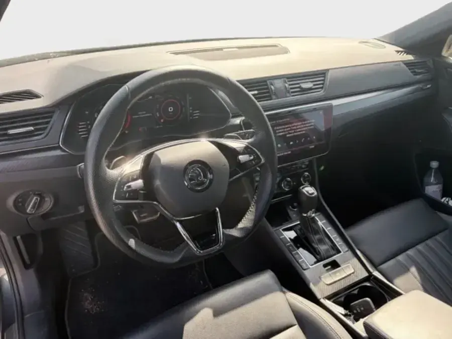 Occasion Skoda Superb SportLine 280 PK (205 kW) 2021 Grijs