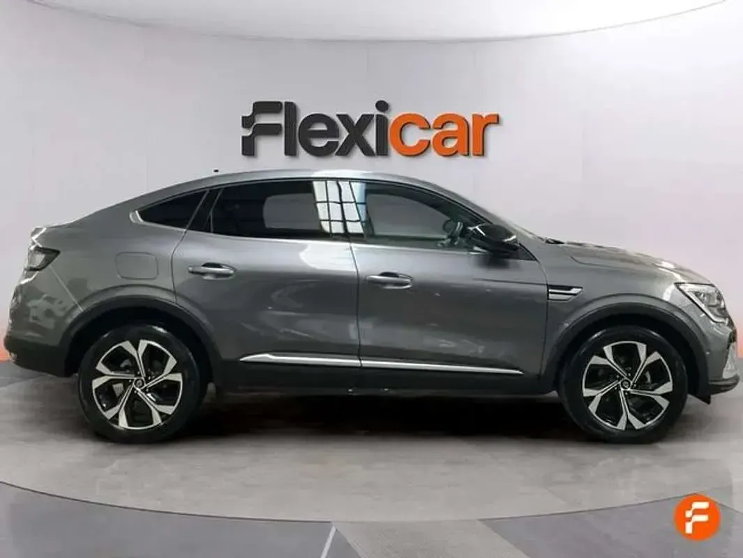 Usado Renault Arkana Techno 140 CV (102 kW) 2025 Gris SUV