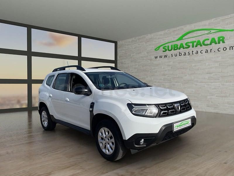 Usado Dacia Duster Comfort 115 CV (84 kW) 2022 Blanco SUV