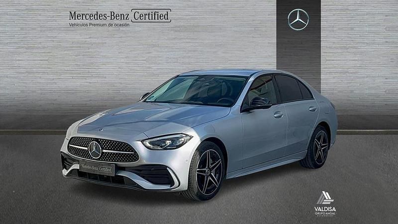 Gris / plata Usado 2024 Mercedes C300e Berlina | 47.000 € (Buen precio) - Imagen 1/4