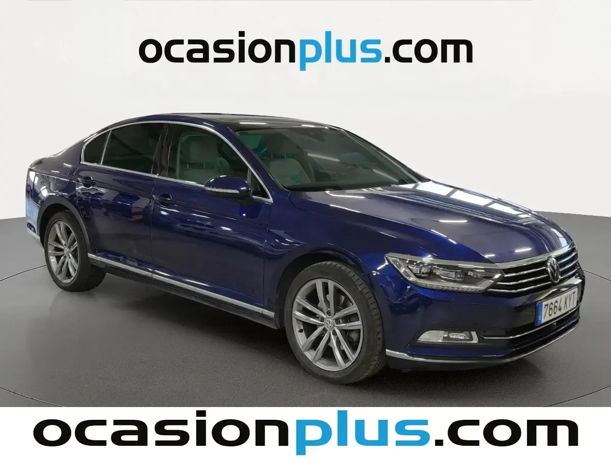 Usado VW Passat Sportline 150 CV (110 kW) 2019 Azul Berlina