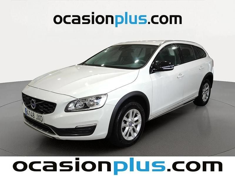 Usado Volvo V60 CC Kinetic 150 CV (110 kW) 2017 Blanco Familiar