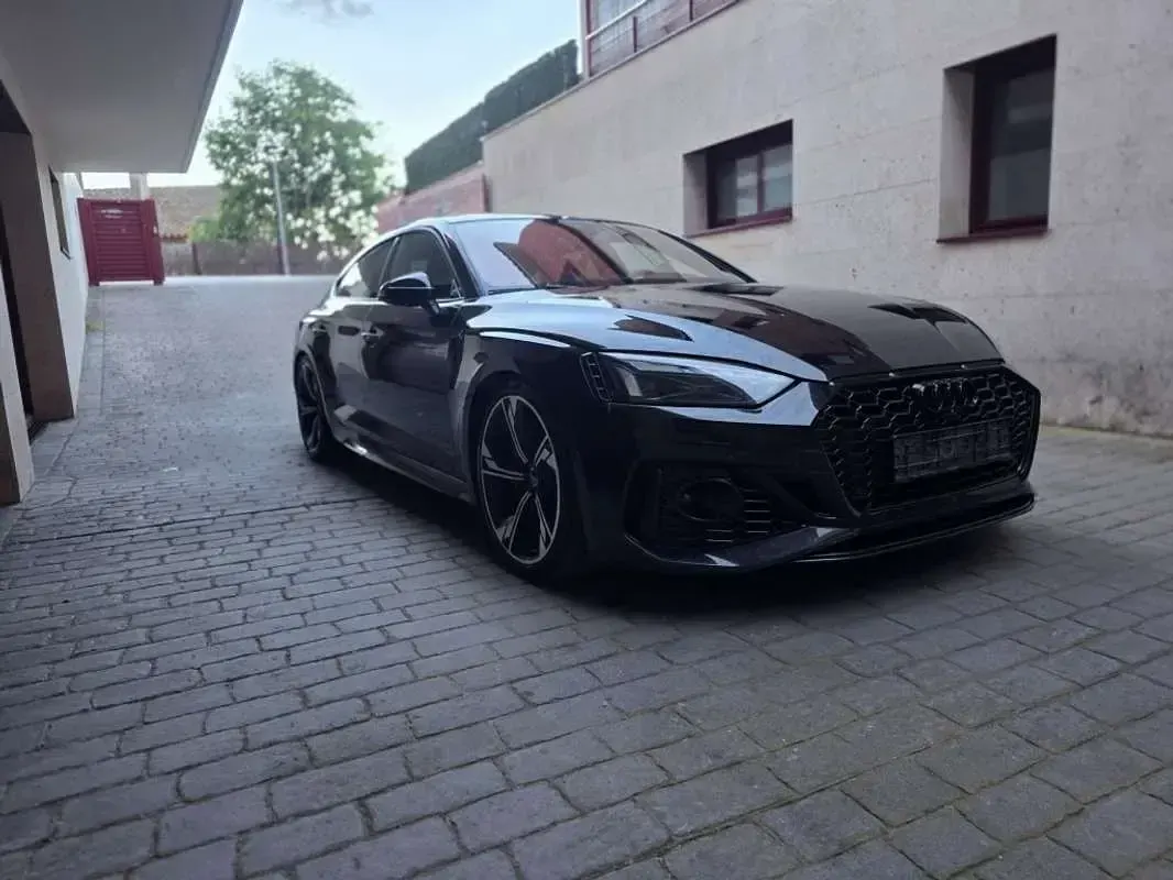 Usado Audi RS5 Sportback Exclusive 450 CV (330 kW) 2021 Negro Berlina