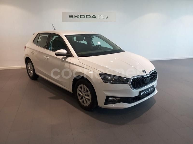 Blanco Usado 2024 Skoda Fabia Selection Utilitario | 13.900 € (Buen precio) - Imagen 1/4