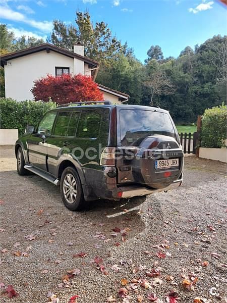 Usado Mitsubishi Montero Motion 200 CV (147 kW) 2015 Negro SUV