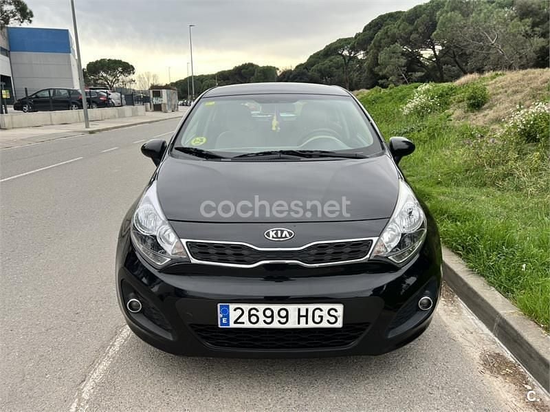 Usado Kia Rio 90 CV (66 kW) 2011 Negro Berlina