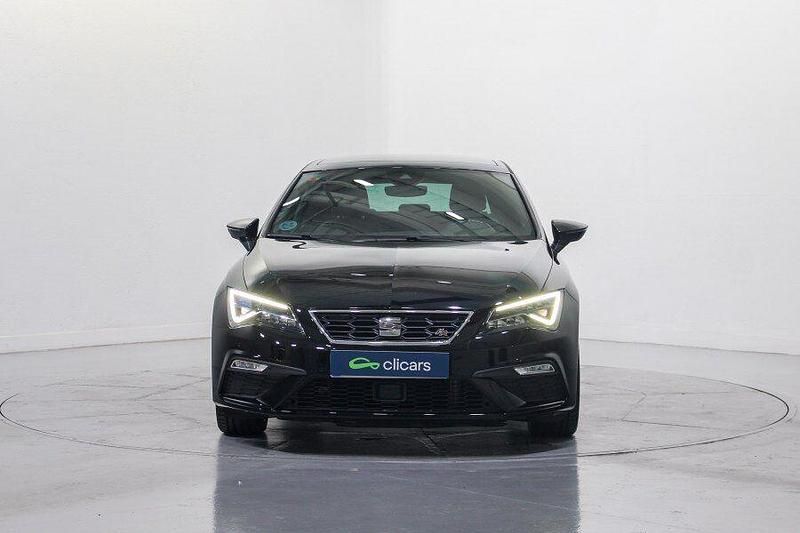 Usado Seat Leon FR 150 CV (110 kW) 2019 Negro Berlina
