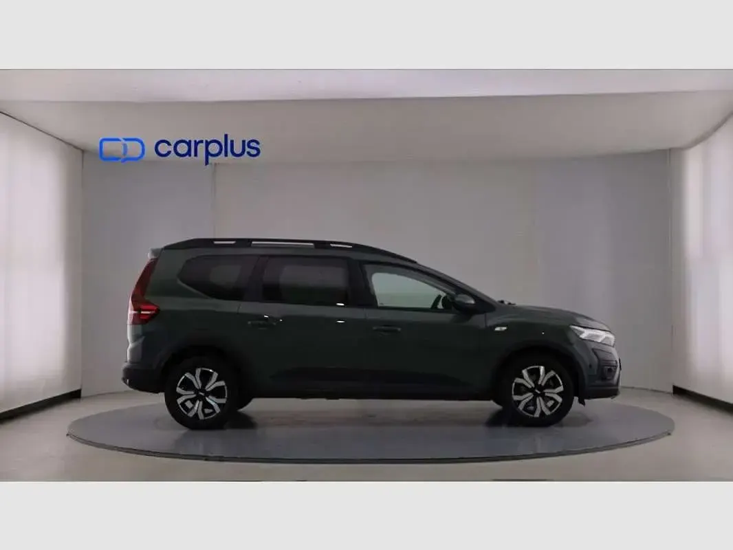 Usado Dacia Jogger Expression 110 CV (80 kW) 2024 Monovolumen